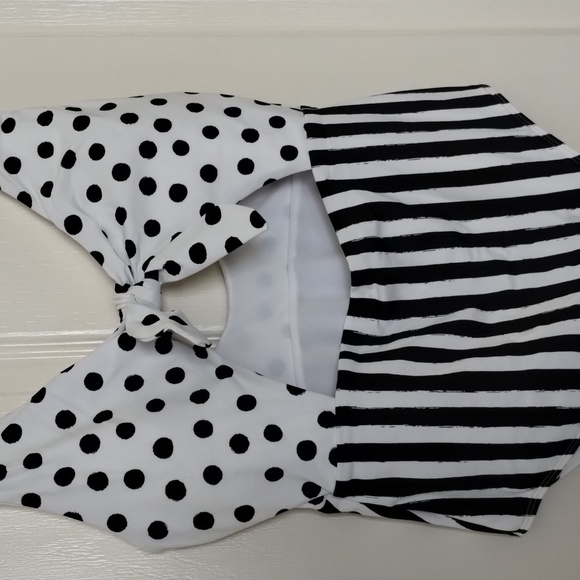 No Boundaries Cheeky One piece black and white pinup bathing suit 11/13 large - Picture 2 of 7